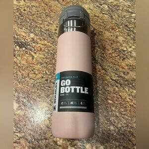 NWT Stanley The Quick-Flip Go Water Bottle 24 oz.